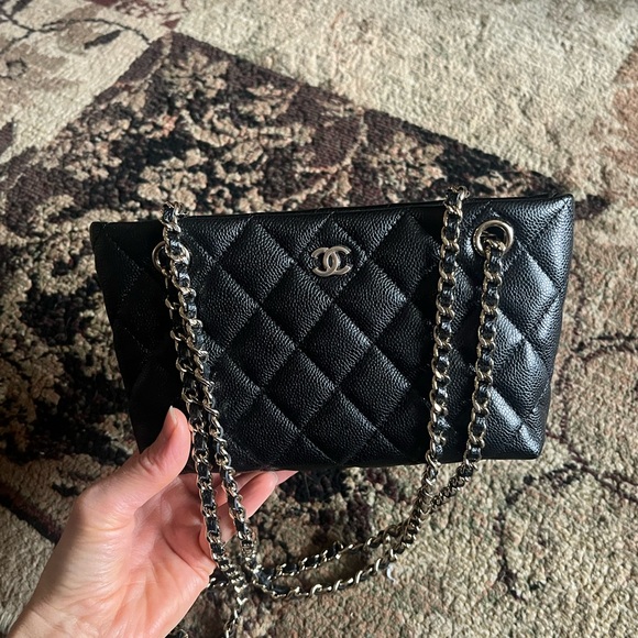 ❌❌❌ NOT AVAILABLE BRAND NEW CHANEL 25c MINI TOTE BAG - Picture 4 of 15